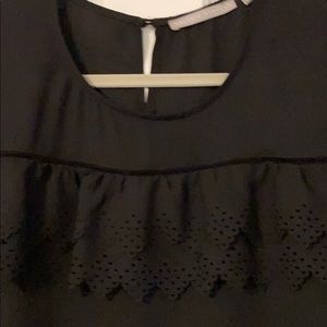 Black Valerie Stevens Blouse short sleeve